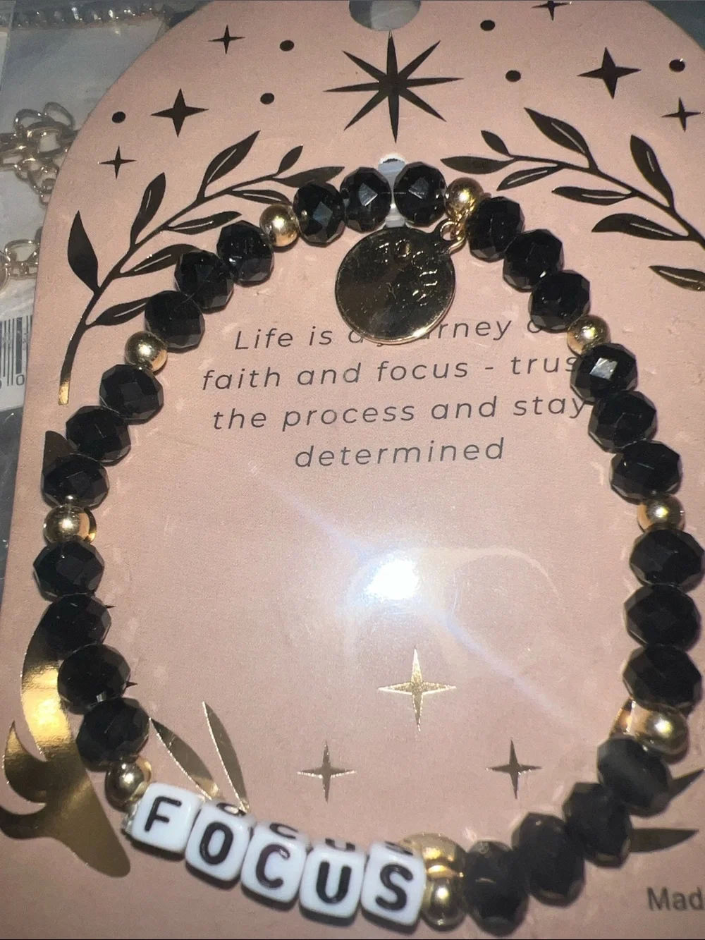 Inspiration beaded stretch bracelet FOCUS